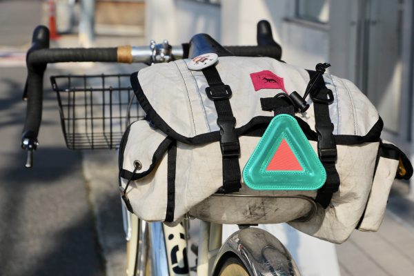 新色登場！夜間自転車で走るなら、リアリフレクターをどうぞ！ | 広島