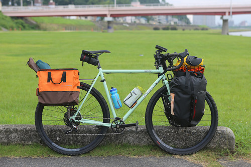 バイクパッキング ソロキャンプ用に おひとりさまキャンプセットはいかがでしょう 広島の自転車ショップ ファットバイク シングルスピード ロングテールバイク シクロクロス ハンドメイドフレームなど Grumpy グランピー