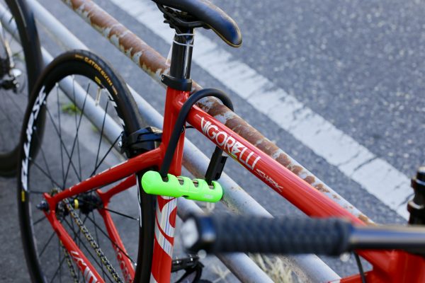 自転車乗りのマストアイテム ABUS U字ロック | 広島の自転車ショップ 