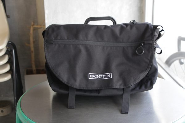 便利さを倍にするフロントバッグ、ブロンプトンのSバッグの紹介です 